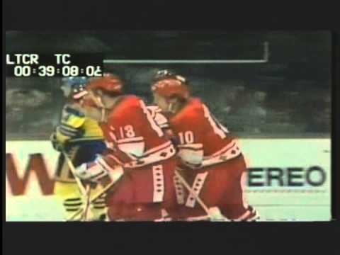 Valeri Kharlamov scored - 1978, WC, USSR-Sweden