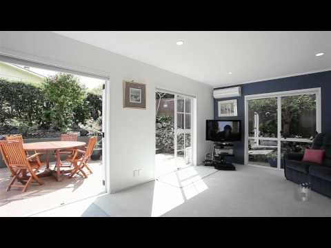 2B Irirangi Road, Greenlane Auckland By Martin Honey