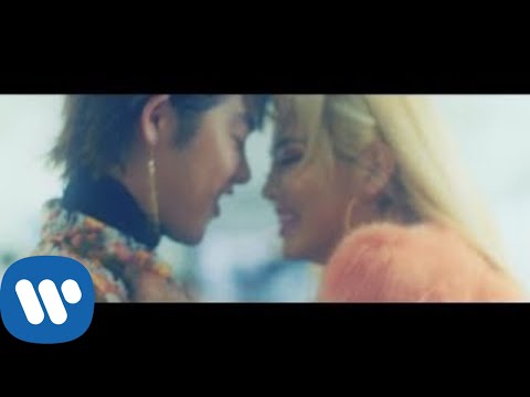 CHANMINA – Never Grow Up (Official Music Video)