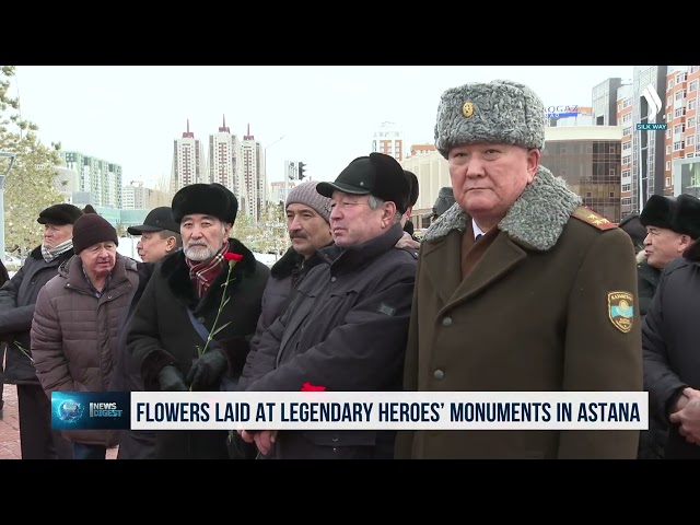 Kazakistan'in başkentinde kahraman savaşçıların anıtlarına çelenk konuldu