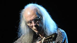 Steve Howe -"Clap"