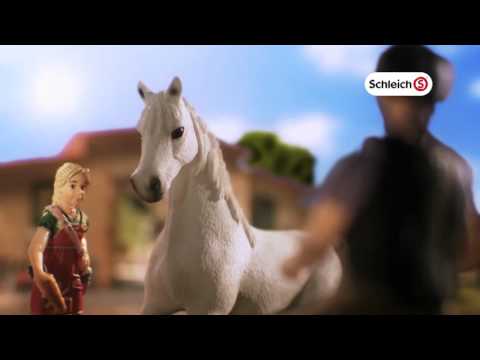Schleich Horse Stable SC42103 & Big Horse Show SC42160 TVC 2015 30Sec