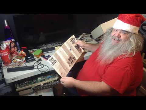 COMMODORE VIC-20 BROCHURES FOUND IN A BASEMENT BOX LIKELY FROM THE WORLD OF COMMODORE - Episode 1075