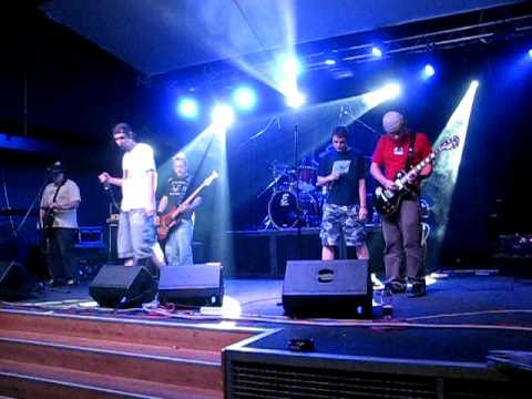 Born In Comedy - Milénium 20minut slávy