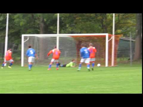 5. Goede redding Daan bij vrije trap