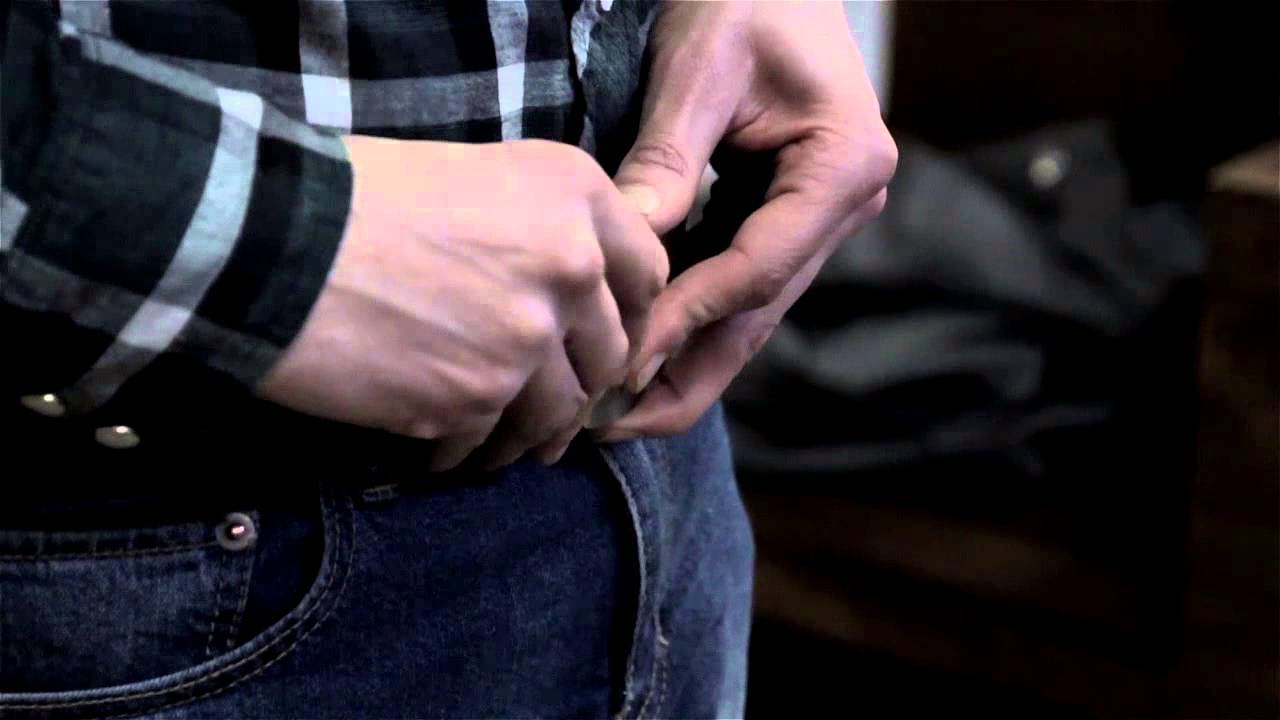 How to Attach a Western Belt Buckle to a Belt : Men's Fashion Tips