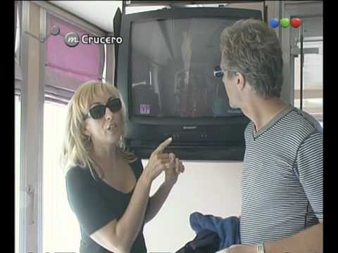 Italia- Marley y Georgina miran el programa de Valeria Mazza - Por el mundo