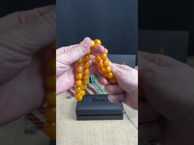 سبحة مسكي عسلي مموج معتقة بلمسة أثرية و خرز بيضوي...