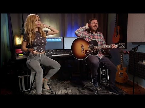 Lidija Bacic Lille conversation&singing in studio with Oggy