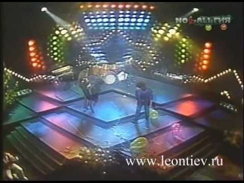 Valery Leontyev and Laima Vaikule - Vernisazh