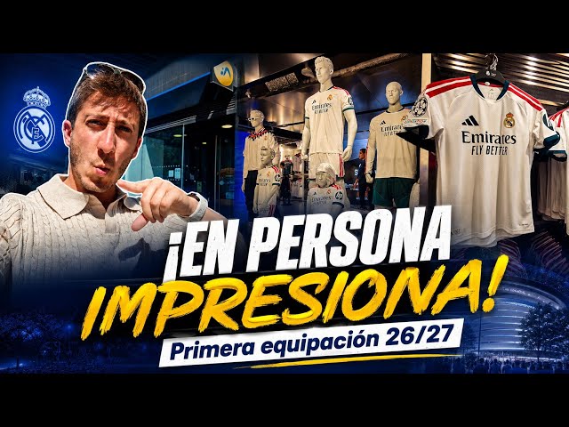 Vídeo relacionado con Cojín Real Madrid 40x40 cm Doble Cara | Almohada Decorativa Oficial del Real Madrid CF con Escudo y Diseño de Balón | Cojín Azul y Blanco 100% Poliéster | Regalo Ideal para Aficionados y Niños