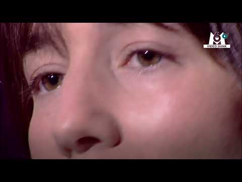 Charlotte Gainsbourg est dans le nouveau film de Danny Boon !   // Extrait archives M6 Video Bank