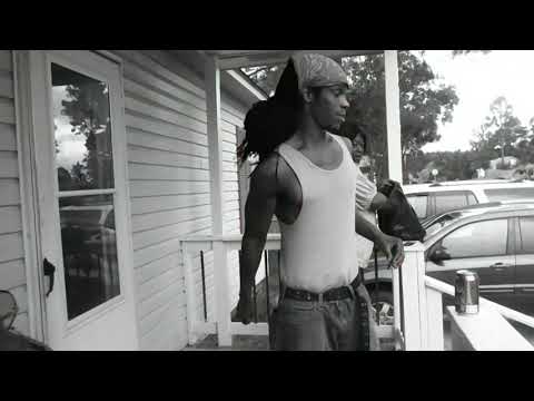 YUNG HXLLXW (SPAZZ OUT)