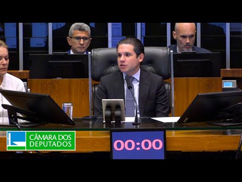 Projeto que regulamenta verificação da idade mínima de candidatos é aprovado - 02/10/2025