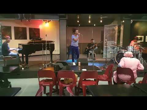 Simthandile Mtolo - Yakhal'Inkomo