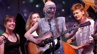 Molly Tuttle on Bob Dylan's "You Ain't Goin' Nowhere" Ossipee Valley Music Festival 2024