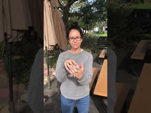 How to Sign Navy in Auslan