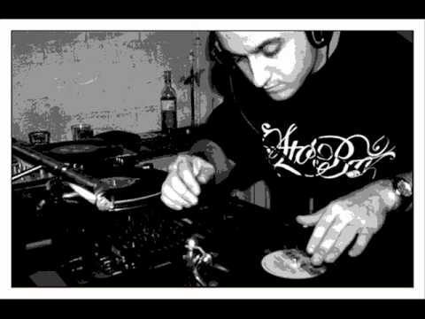 Dj Twister - It's About The Party & Play That Blend (Mix).wmv