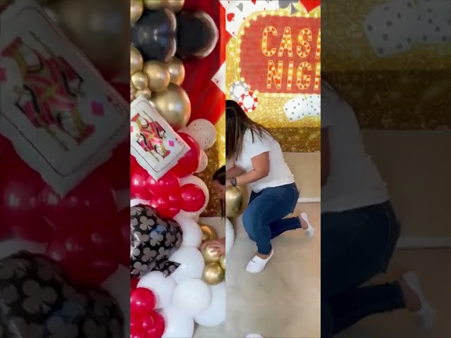 Vídeo relacionado con Banner Cumpleaños Casino, Guirnalda Cumpleaños de Temática Póker Divertido Decoración Fiesta Noche Juegos para Decoraciones Fiesta Temáticas de Las Vegas DIY