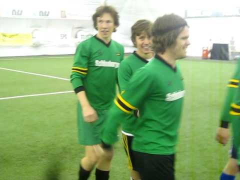 Etter NTNUI - Blink (2-0), Feiring # 1