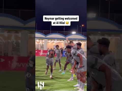 Neymar getting a proper welcome to training 🥶 (via @alhilal/TT) 