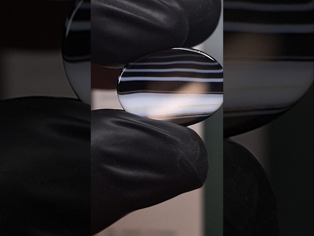 حجر عقيق طبيعي مفحوص و موثق بشهادة مختبر