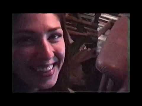 UPPER CLASS - AVANT GARDE