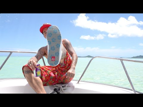 éS | Shmatty Pack in Hawaii