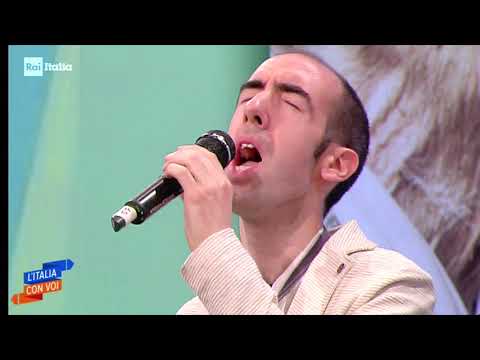 Lorenzo Andreaggi su Rai Italia canta NON RITORNAR di Narciso Parigi