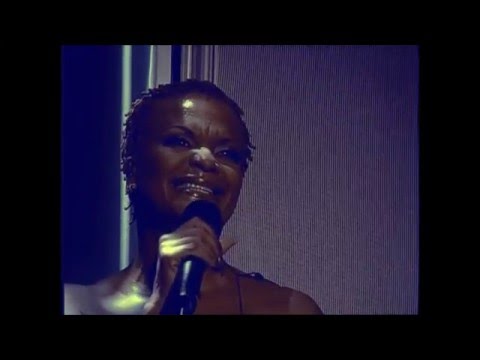 Ruth Jacott - Hou me Vast (Vals Verlangen Tour Live in Carrè)