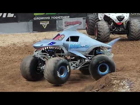 Just Donuts/8 Monster Jam Trucks/Resch Center Green Bay