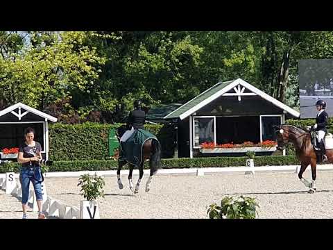 Gálfi Antónia - Brillant Mokka Sahne Prize giving ceremony