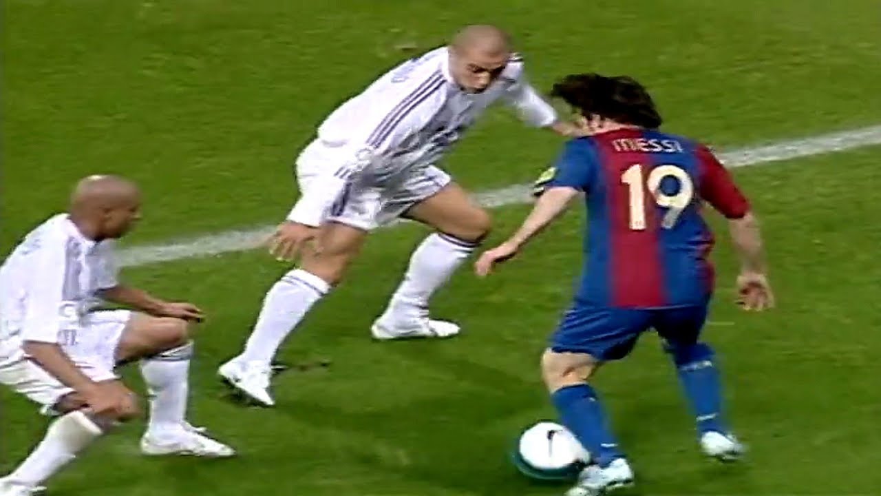 19 Year Old Messi Vs Roberto Carlos, Cannavaro, Ramos... ? Lionel Messi vs Real Madrid (22/10/2006)