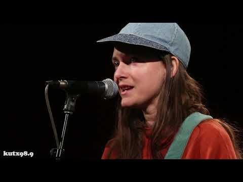 Molly Sarlé - Almost Free (Live in KUTX Studio 1A)
