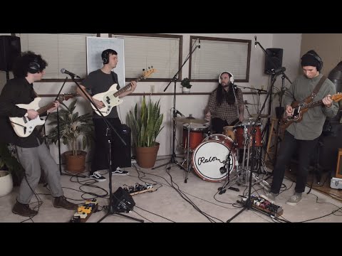 Racoma - "Hesitant" (Basement Session)