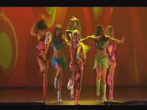 Winx On Tour - Siamo Le Winx - Italian Version.