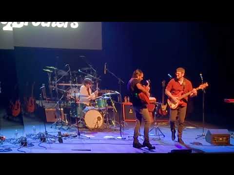 The Pernikoff Brothers- Eleanor Rigby 