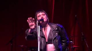 MUNA - Promise (Live)