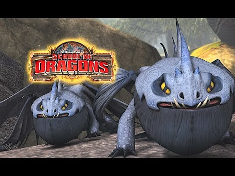 Reviewing the Smothering Smokebreath! (School of Dragons)