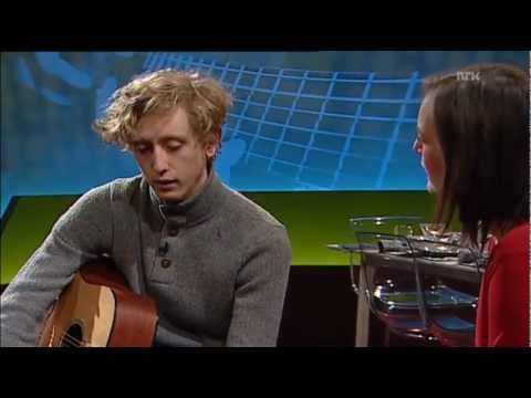 Jonas Alaska - Intervju + October (NRK Førkveld, nov. 2011)