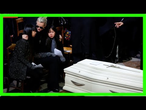 Hommage à johnny hallyday : les larmes de david, l’émotion de laeticia, les mots de line renaud