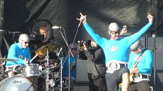 The Aquabats With Travis Barker - Superrad (Back to The Beach 2019)