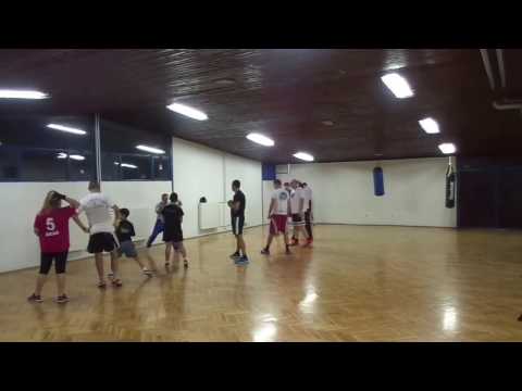 Lijevi (desni) direkt u glavu