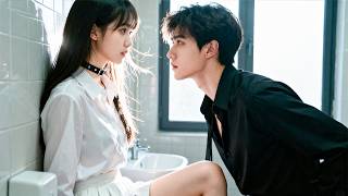 Download lagu Domineering CEO Wrong Entered Women Toilet But Fall In Love At First Sight With Inside Girl!💖Movie mp3