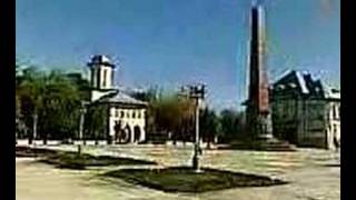 preview picture of video 'Focsani square with horse chestnuts for October 16, 2007, 05'