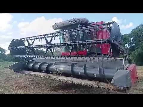 Colheitadeira Massey Ferguson MF 5690 - Ano 2018