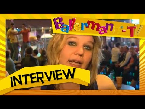 Sarah Carina - Schlagersternchen am Ballermann ++ BALLERMANN.TV INTERVIEW