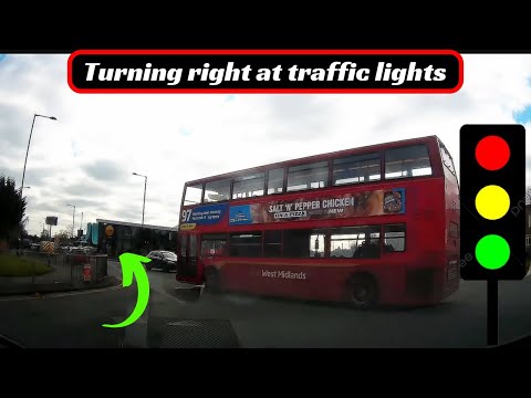 Don’t do this | Turning right at traffic lights | Traffic lights in Garretts Green