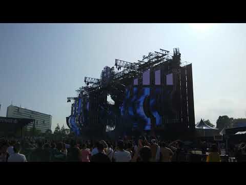 Nicky Romero & Stadiumx - Harmony vs Galantis - Runaway (U & I)　(Nicky Romero @ Ultra Japan 2018)