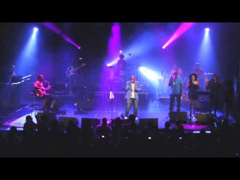 Victor O - CHACHA live @ Trianon (paris)